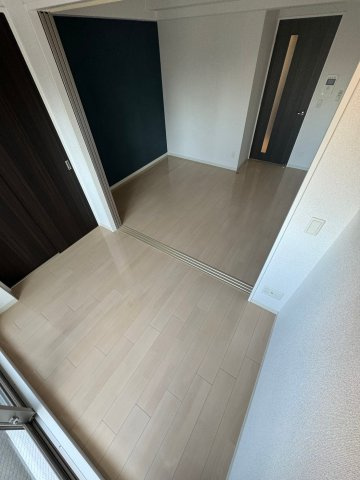 ラシュレエグゼ本町の居間・リビング