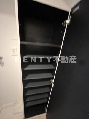 【収納】 | カスティーロ上池台 | たっぷりとした収納スペースです