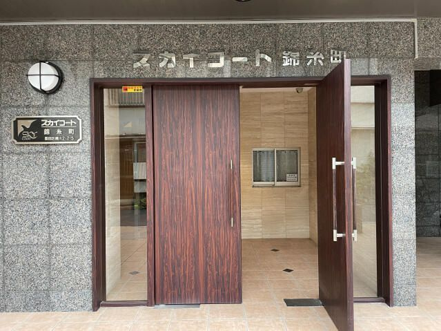 スカイコート錦糸町のエントランス