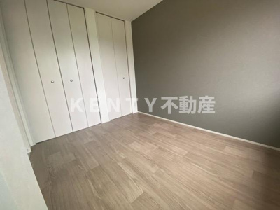 【寝室】 | ホワイト・ルミエ | 使い勝手のいい寝室です
