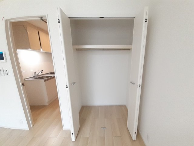 【収納】 | サンセール寝屋川 | 小物を収納するのに便利です