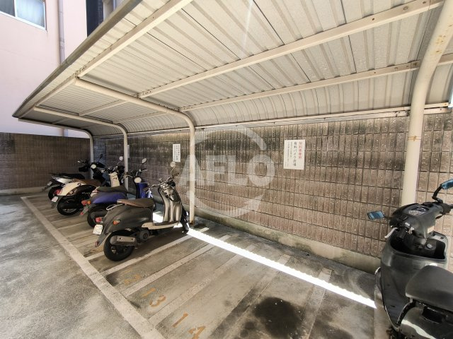 フロンティアタワー九条Ⅰ(旧CITY SPIRE九条Ⅰ)のその他|フロンティアタワー九条Ⅰ　バイク置き場