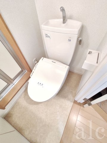 studio中野坂上のトイレ|シンプルで使いやすいトイレです