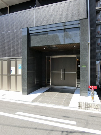 【エントランス】 | ベルンガーデン巽
