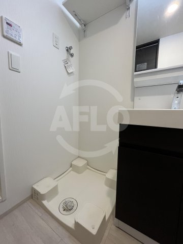 エステムコート北堀江　堀江小学校の洗面所|エステムコート北堀江　室内洗濯機置き場