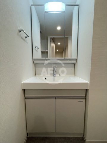 アーバネックス西本町　明治小学校区の独立洗面台|アーバネックス西本町　独立洗面化粧台