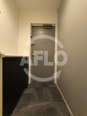 ラクメンビルの玄関|ラクメンビル　玄関