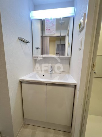 スプランディッド堀江　堀江小学校区の独立洗面台|スプランディッド堀江　独立洗面台