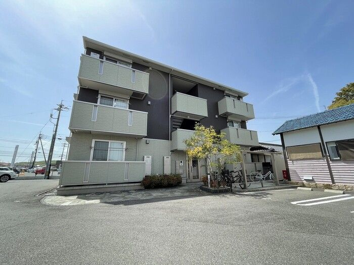 エマーブル・Ｍ'ｓの画像