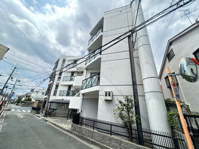 エクセイト武庫之荘の外観