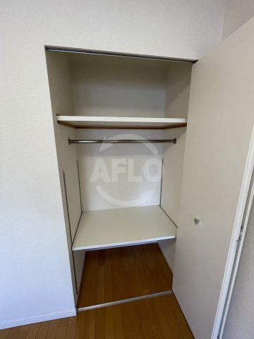 アーデンタワー北堀江の収納|アーデンタワー北堀江　クローゼット