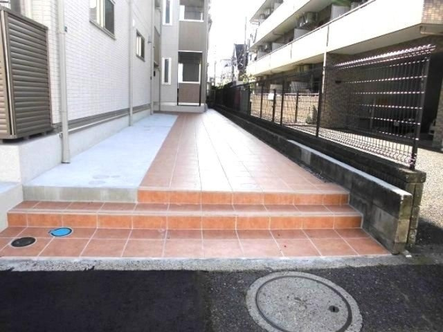 GRANDEUR東葛西のエントランス