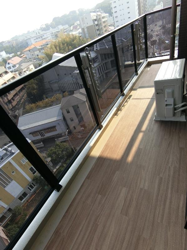 ヒルズ薬院のバルコニー