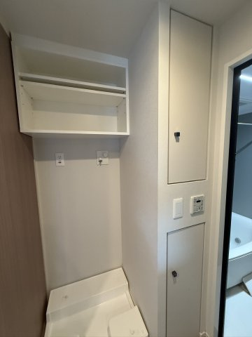 グランドオーク春日原の独立洗面台