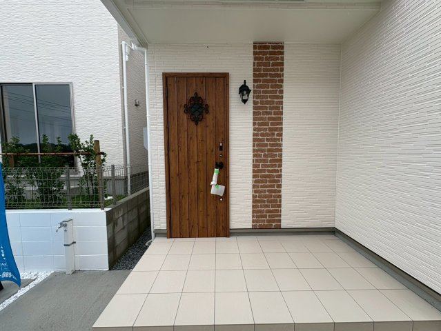 ＋＋読谷村伊良皆－B号棟（全２棟）の玄関|【※参考画像※】