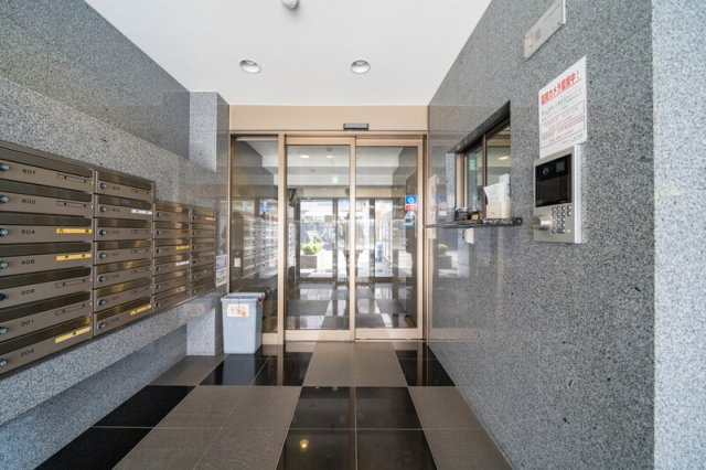【ロビー】ダイナコートエスタディオ平尾駅前 