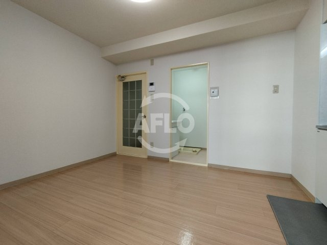 サニーコーポ山中　堀江小学校区の居間・リビング|サニーコーポ山中　リビング