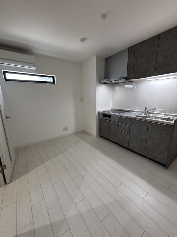 ラモーナ雁屋西町の居間・リビング