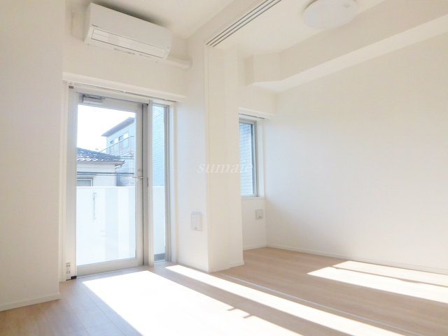 Ｌａ　Ｄｏｕｃｅｕｒ志茂の居間・リビング|明るいお部屋です☆
