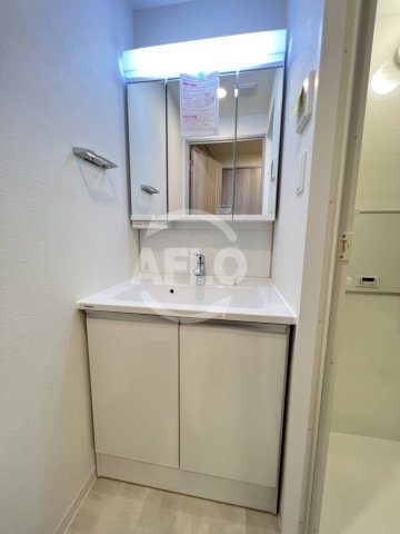 スプランディッド堀江　堀江小学校区の独立洗面台|スプランディッド堀江　独立洗面台