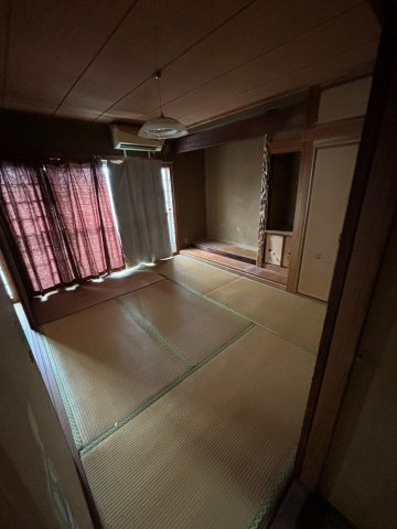 下竜尾町　売家の和室