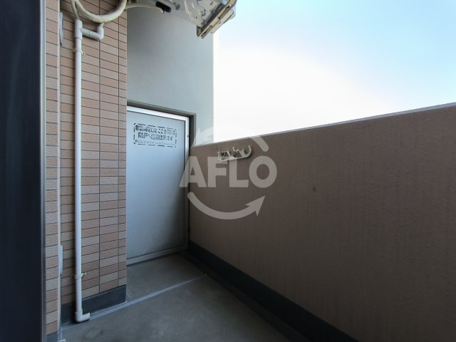 フロンティアタワー九条Ⅱ(旧CITY SPIRE九条Ⅱ)のバルコニー|フロンティアタワー九条Ⅱ　バルコニー