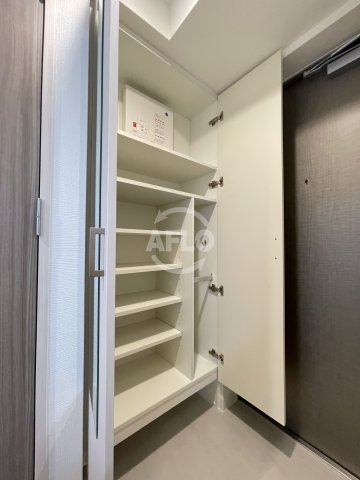 エスリードレジデンス大阪本町の収納|エスリードレジデンス大阪本町　シューズボックス