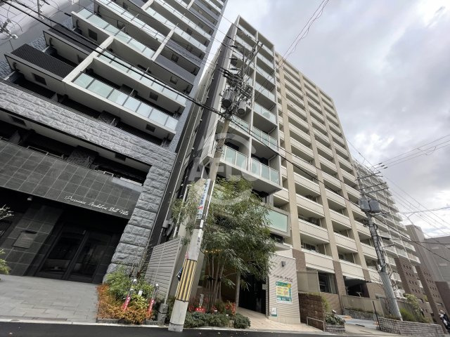 フェールヴィル阿波座の外観|フェールヴィル阿波座　全戸角部屋設計のマンション
