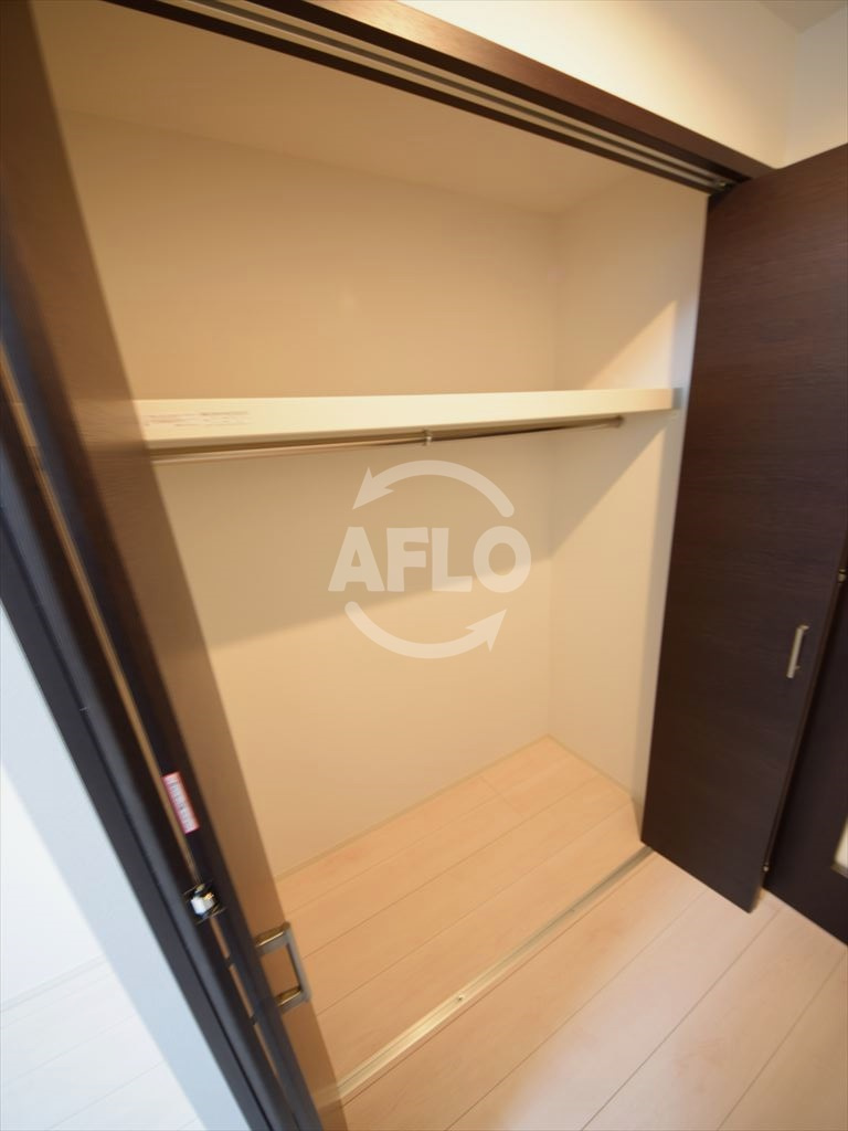 フェールヴィル阿波座の収納|フェールヴィル阿波座　クローゼット