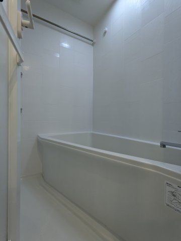 アジールコート東大井の浴室|きれいなお風呂です