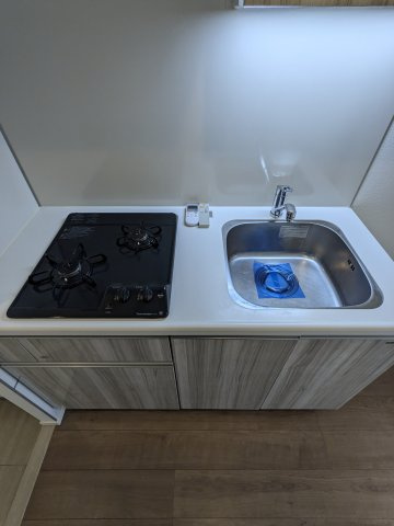 アジールコート東大井のキッチン|コンパクトなキッチンで掃除もラクラク