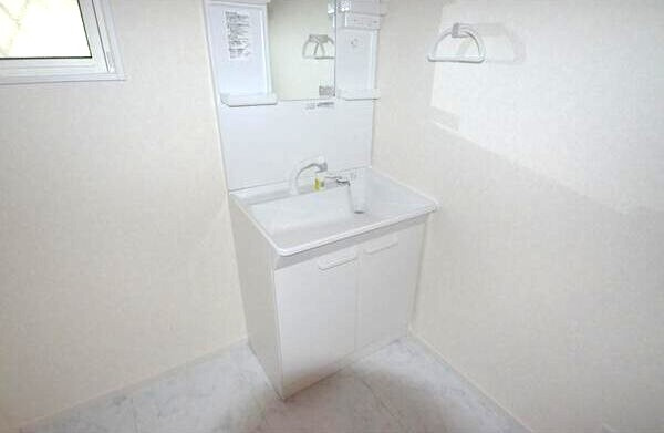 城屋敷戸建賃貸Ａ棟の洗面所
