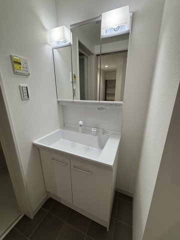 ラモーナ雁屋西町の洗面所