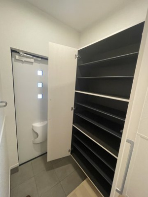 【玄関】 | フォルトゥーナ西岡屋Ⅱ