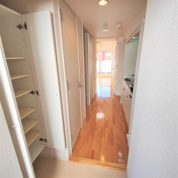 ESTACION KANAYAMA WEST・EAST　名古屋市賃貸　仲介手数料無料の玄関