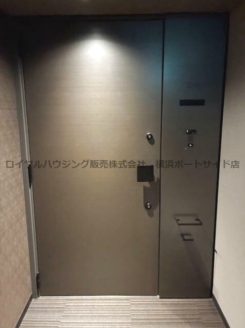 【玄関】