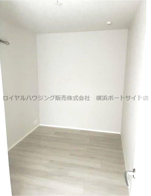 【寝室】