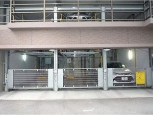 CITY SPIRE 名駅前のロビー
