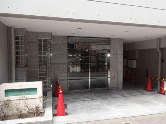 日神デュオステージ笹塚西館のエントランス|■エレベーターホール