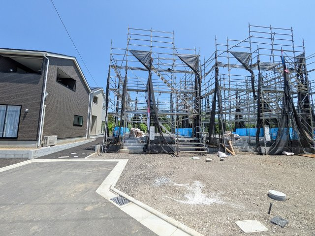 八王子市　泉町　新築一戸建て　２６期の外観|～太陽光パネル搭載　省エネ性能認定　スーパー・コンビニ・ドラッグストア徒歩圏～