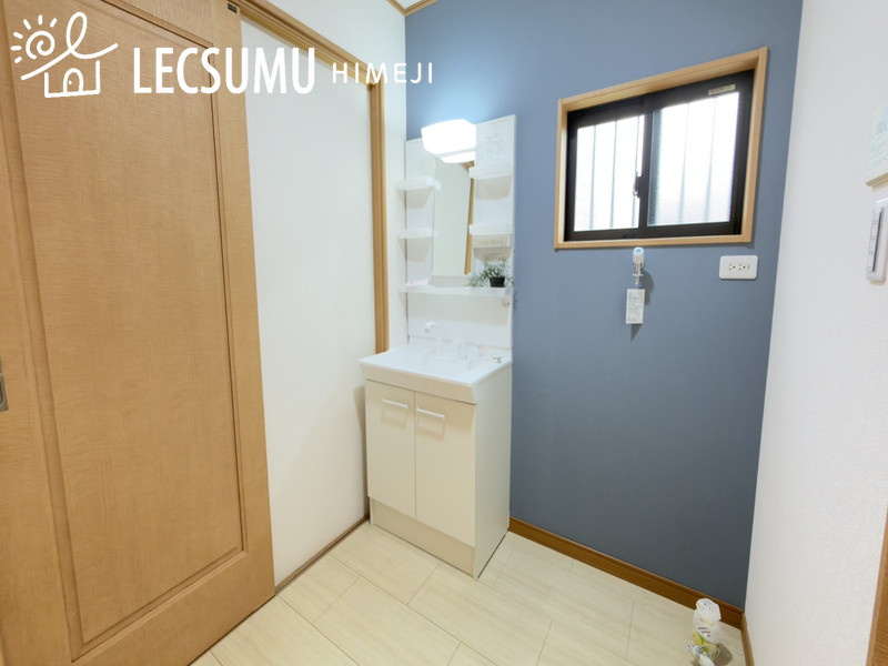 姫路市飾磨区妻鹿/中古戸建の洗面所