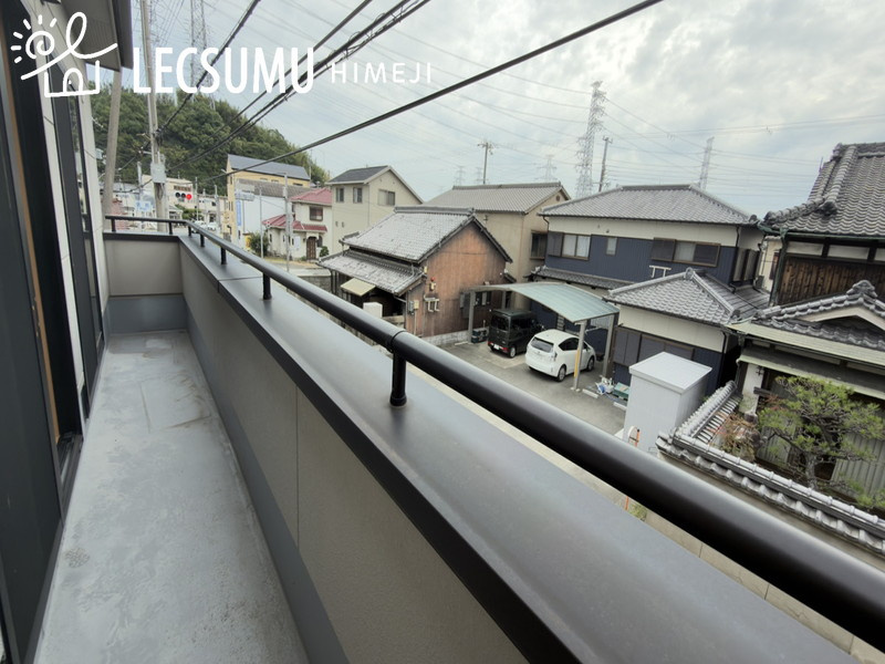 姫路市飾磨区妻鹿/中古戸建のバルコニー