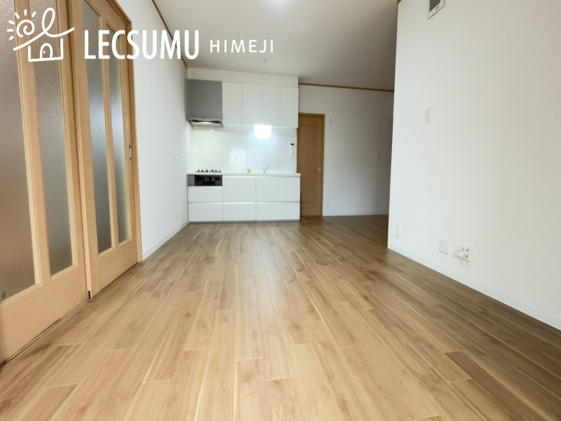 姫路市飾磨区妻鹿/中古戸建の居間・リビング