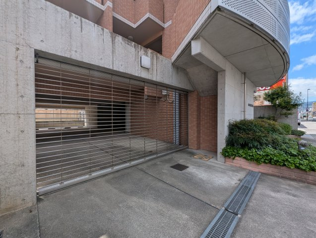 パレス東洋上甲子園の駐車場