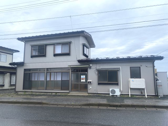 遠野市松崎町白岩８地割の中古一戸建の外観