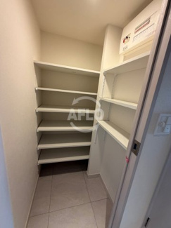 【収納】 | コンフォリア・リヴ博労町一丁目Q　開平小学校区 | コンフォリア・リヴ博労町一丁目Q　シューズインクローゼット