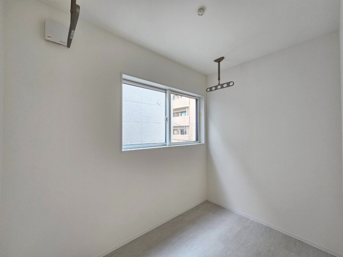 広島市中区江波二本松１丁目　新築一戸建てのランドリースペース