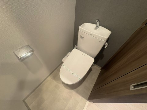 スプランディッド江坂駅前のトイレ
