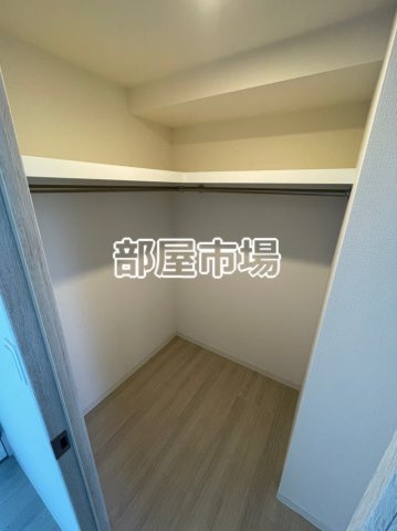 アートヴィラージュ亀戸の収納|ウォークインクローゼット