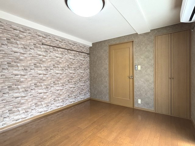 レンガ調アクセントクロス